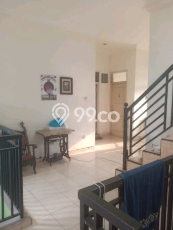 INVESTASI TEPAT! Rumah area , Luas 120m2m² Bangunan 200m2m² INVESTASI TEPAT! Rumah area , Luas 120m2m² Bangunan 200m2m²