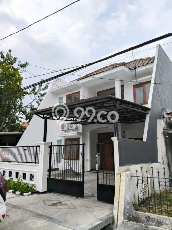 Rumah Kontrakan Surabaya LT 180m2 LB 255m2 Kawasan Mayjen Sungkono Rumah Kontrakan Surabaya LT 180m2 LB 255m2 Kawasan Mayjen Sungkono