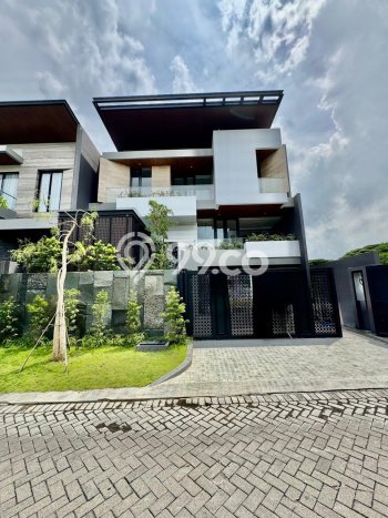 Rumah Mewah Siap Huni LT 264m2 di Citraland, Surabaya Rumah Mewah Siap Huni LT 264m2 di Citraland, Surabaya