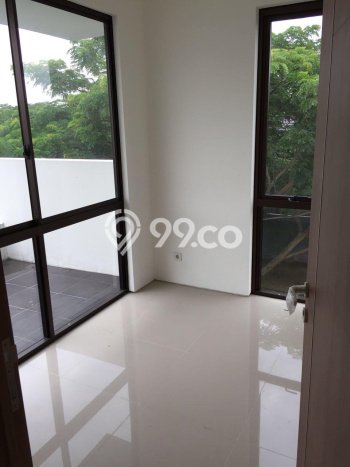 Rumah Cantik Siap Huni Di Sambikerep Luas 146m2 Lokasi Strategis Rumah Cantik Siap Huni Di Sambikerep Luas 146m2 Lokasi Strategis