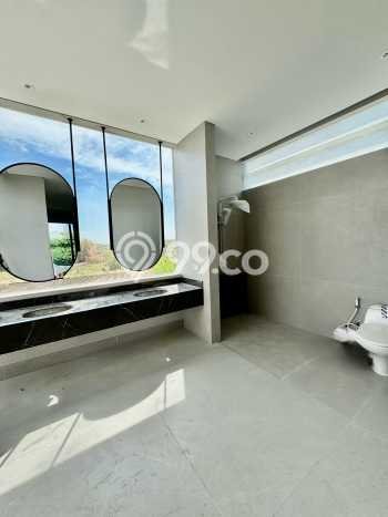 Dijual Cepat Rumah 6 KT 7 KM di Citraland, Surabaya Dijual Cepat Rumah 6 KT 7 KM di Citraland, Surabaya