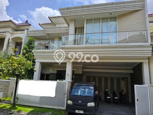 Hunian Mewah LB 400m2 Siap Huni Desain Elegan di Ketintang, Surabaya Hunian Mewah LB 400m2 Siap Huni Desain Elegan di Ketintang, Surabaya