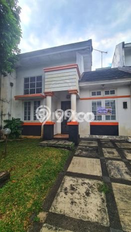 Jual Rumah Eksklusif 2 KT di Cibubur, Bogor Jual Rumah Eksklusif 2 KT di Cibubur, Bogor