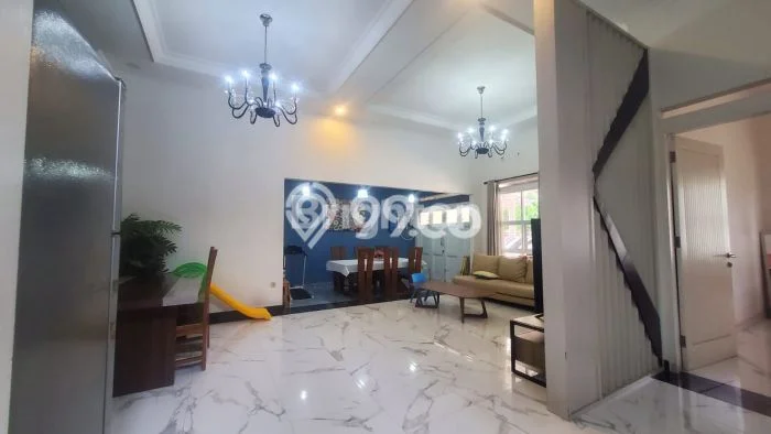 Rumah Mewah LB 500m2 Siap Pakai Desain Elegan di Sentul, Bogor Rumah Mewah LB 500m2 Siap Pakai Desain Elegan di Sentul, Bogor