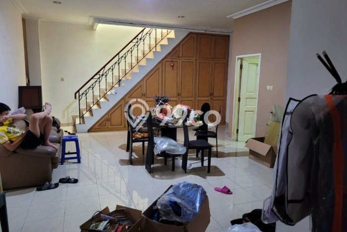 Rumah Luxury Modern Siap Huni di Duri Kepa Jakarta Barat Rumah Luxury Modern Siap Huni di Duri Kepa Jakarta Barat