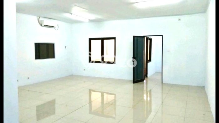 FOR RENT! Gudang di BSD Cocok untuk Bisnis 600m2 FOR RENT! Gudang di BSD Cocok untuk Bisnis 600m2