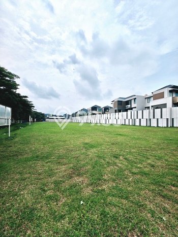 Tanah Kavling Disewakan di BSD dengan Luas 675m2 Tanah Kavling Disewakan di BSD dengan Luas 675m2