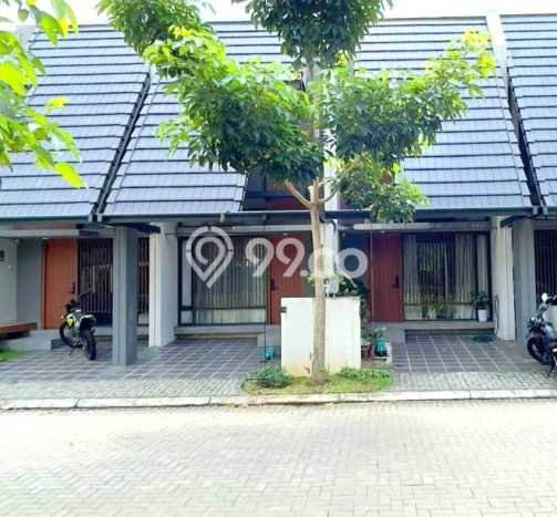 For Sale Hunian Rumah Nyaman 2 Kamar di BSD, Tangerang For Sale Hunian Rumah Nyaman 2 Kamar di BSD, Tangerang
