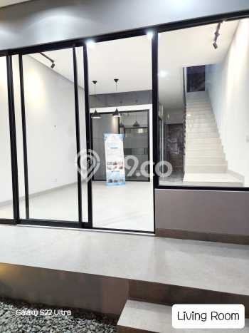 Dijual Hunian Rumah Nyaman 3 Kamar di BSD, Tangerang Dijual Hunian Rumah Nyaman 3 Kamar di BSD, Tangerang