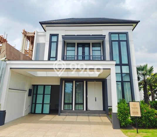 Ready to Use! Luxury House LT 240m2 Desain Elegan di Gading Serpong Ready to Use! Luxury House LT 240m2 Desain Elegan di Gading Serpong