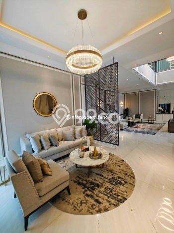 Ready to Use! Luxury House LT 240m2 Desain Elegan di Gading Serpong Ready to Use! Luxury House LT 240m2 Desain Elegan di Gading Serpong