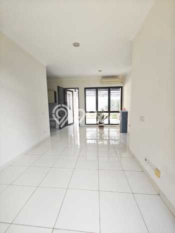 Rumah Elit LB 140m2 Siap Huni Desain Elegan di BSD, Tangerang Rumah Elit LB 140m2 Siap Huni Desain Elegan di BSD, Tangerang