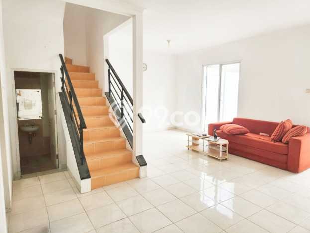 Jual Rumah Luas Elegan Dengan View Cantik di BSD, Tangerang Jual Rumah Luas Elegan Dengan View Cantik di BSD, Tangerang