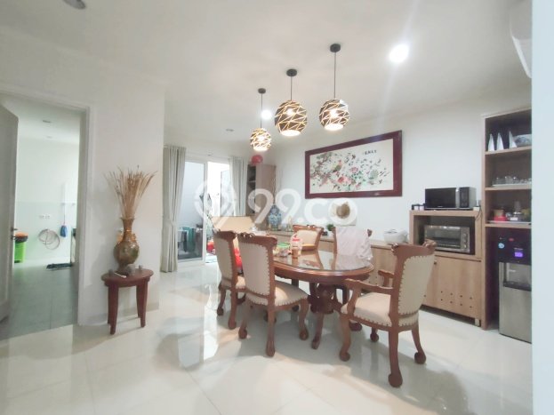 Rumah Berkualitas dengan Luas Tanah 175m² di Kawasan Elite Alam Sutera, Tangerang Rumah Berkualitas dengan Luas Tanah 175m² di Kawasan Elite Alam Sutera, Tangerang