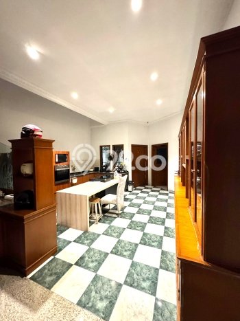 For Sale! Luxury House LT 750m2 Desain Elegan di Permata Buana For Sale! Luxury House LT 750m2 Desain Elegan di Permata Buana