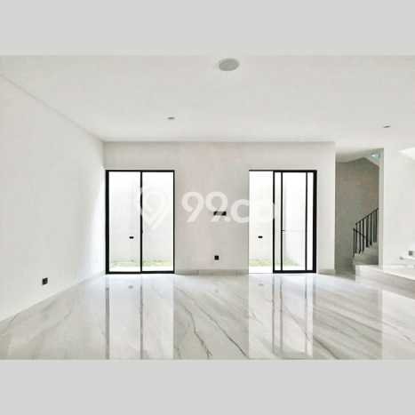 Hunian Elit LB 500m2 Siap Pakai Desain Elegan di Intercon, Jakarta Barat Hunian Elit LB 500m2 Siap Pakai Desain Elegan di Intercon, Jakarta Barat