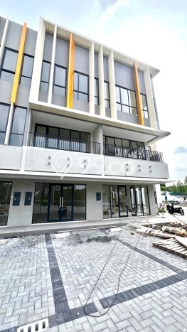 Untuk Dijual! Ruko di BSD Tangerang LT 41m2 / LB 127m2 Kawasan Strategis Untuk Dijual! Ruko di BSD Tangerang LT 41m2 / LB 127m2 Kawasan Strategis