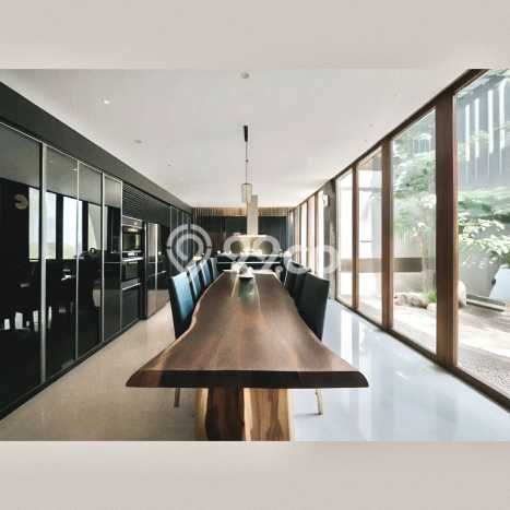 Dijual Rumah Mewah Megah Dengan View Eksklusif di Puri Indah, Jakarta Barat Dijual Rumah Mewah Megah Dengan View Eksklusif di Puri Indah, Jakarta Barat