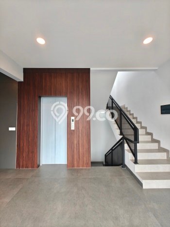For Sale! Premium House LT 204m2 Desain Elegan di Alam Sutera For Sale! Premium House LT 204m2 Desain Elegan di Alam Sutera