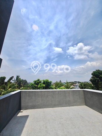 Hunian Elit LB 700m2 Siap Huni Desain Elegan di Alam Sutera, Tangerang Hunian Elit LB 700m2 Siap Huni Desain Elegan di Alam Sutera, Tangerang