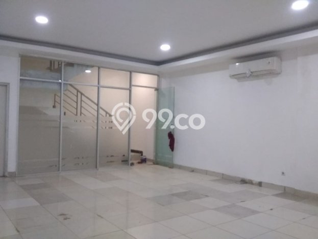 Ruko di , Luas 270m2m², Lokasi Berkembang, Mainroad Ruko di , Luas 270m2m², Lokasi Berkembang, Mainroad