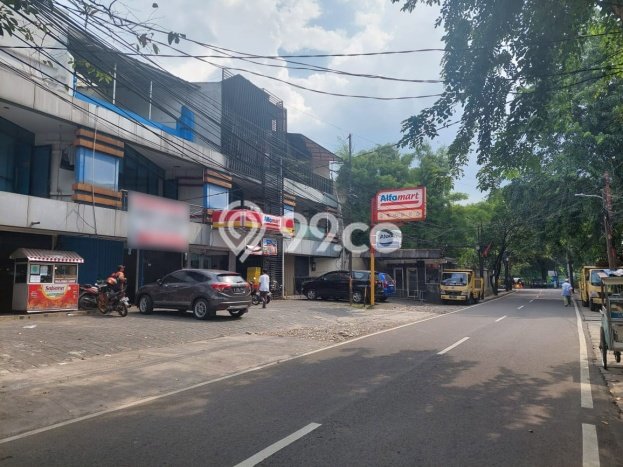Ruko Area Niaga Kawasan Warung Buncit, Luas 270m², Siap Operasi Ruko Area Niaga Kawasan Warung Buncit, Luas 270m², Siap Operasi