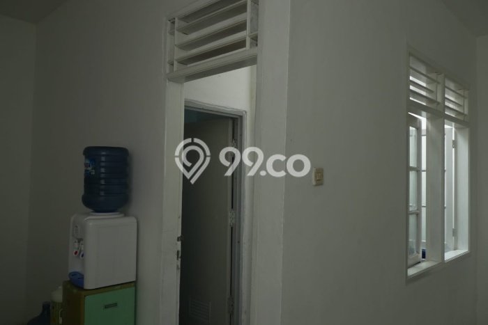 HARGA TERBAIK! Rumah Premium di Pancoran, Luas 181m² Bangunan 180m² HARGA TERBAIK! Rumah Premium di Pancoran, Luas 181m² Bangunan 180m²