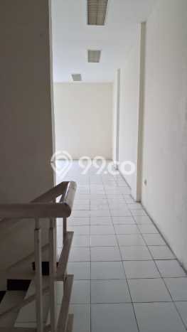 Ruko Dijual di Jakarta Barat LT 83m2 & LB 291m2 Lokasi Terbaik! Ruko Dijual di Jakarta Barat LT 83m2 & LB 291m2 Lokasi Terbaik!