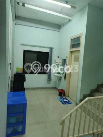 Unit Ruko Dijual di Jakarta Barat LT 95m2 & LB 285m2 Unit Ruko Dijual di Jakarta Barat LT 95m2 & LB 285m2