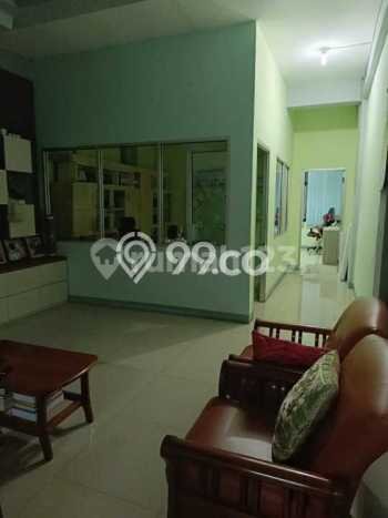 Unit Ruko Dijual di Jakarta Barat LT 95m2 & LB 285m2 Unit Ruko Dijual di Jakarta Barat LT 95m2 & LB 285m2