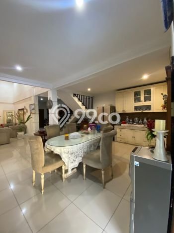 Dijual Rumah Luas Elegan Dengan View Cantik di Bintaro, Tangerang Selatan Dijual Rumah Luas Elegan Dengan View Cantik di Bintaro, Tangerang Selatan