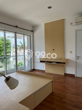 LOKASI PREMIUM! Rumah di Lebak Bulus, 3 KM, Area Tenang, Luas 136m² Bangunan 150m² LOKASI PREMIUM! Rumah di Lebak Bulus, 3 KM, Area Tenang, Luas 136m² Bangunan 150m²