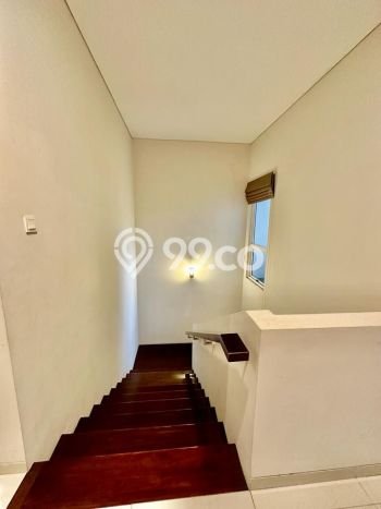 Disewakan Rumah Harga Terjangkau di Lebak Bulus Jakarta Selatan dengan 3 Kamar Tidur Disewakan Rumah Harga Terjangkau di Lebak Bulus Jakarta Selatan dengan 3 Kamar Tidur