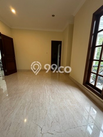Ready to Use! Premium House LT 367m2 Desain Modern di Lebak Bulus Ready to Use! Premium House LT 367m2 Desain Modern di Lebak Bulus