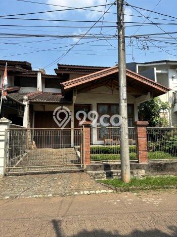 Rumah Eksklusif Siap Huni di Jakarta Selatan Fasilitas Lengkap Rumah Eksklusif Siap Huni di Jakarta Selatan Fasilitas Lengkap