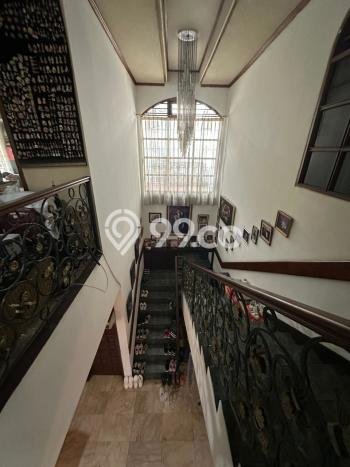 Hunian Mewah LB 600m2 Siap Huni Desain Elegan di Pondok Indah, Jakarta Selatan Hunian Mewah LB 600m2 Siap Huni Desain Elegan di Pondok Indah, Jakarta Selatan
