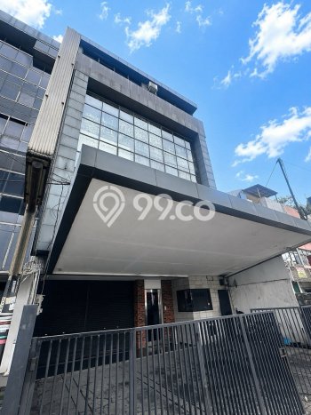 Ruko Dijual di Jakarta Selatan LT 185m2 & LB 655m2 Lokasi Terbaik! Ruko Dijual di Jakarta Selatan LT 185m2 & LB 655m2 Lokasi Terbaik!