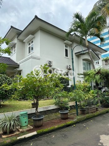 Rumah sewa siap huni 4 KT di Lebak Bulus, Jakarta Selatan Rumah sewa siap huni 4 KT di Lebak Bulus, Jakarta Selatan
