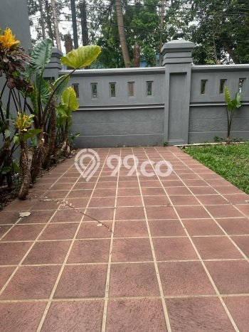 Ready to Use! Premium House LT 367m2 Desain Modern di Lebak Bulus Ready to Use! Premium House LT 367m2 Desain Modern di Lebak Bulus
