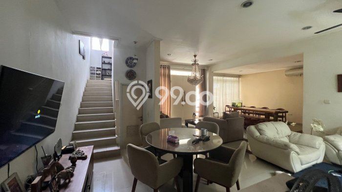 Rumah Mewah 4 KT 4 KM di Kawasan Asri Summarecon Bekasi, Bekasi Rumah Mewah 4 KT 4 KM di Kawasan Asri Summarecon Bekasi, Bekasi