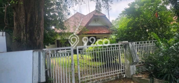 Rumah Mewah Dijual LT 1110m2 di Menteng, Jakarta Pusat Rumah Mewah Dijual LT 1110m2 di Menteng, Jakarta Pusat