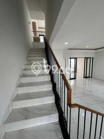 Jual Rumah Luas Elegan Dengan View Eksklusif di Alam Sutera, Tangerang Jual Rumah Luas Elegan Dengan View Eksklusif di Alam Sutera, Tangerang