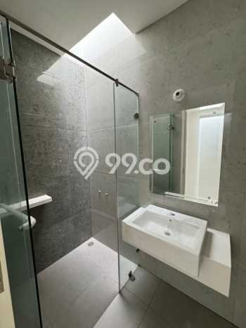 Jual Rumah Luas Elegan Dengan View Eksklusif di Alam Sutera, Tangerang Jual Rumah Luas Elegan Dengan View Eksklusif di Alam Sutera, Tangerang