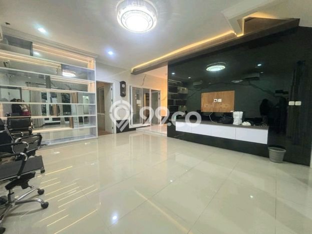 Ready to Use! Luxury House LT 144m2 Desain Modern di Summarecon Tangerang Ready to Use! Luxury House LT 144m2 Desain Modern di Summarecon Tangerang