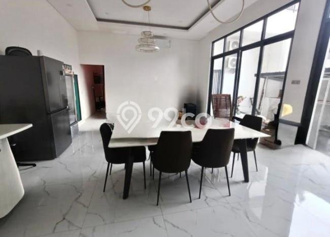 Jual Rumah Luas Elegan Dengan View Cantik di Sunter, Jakarta Utara Jual Rumah Luas Elegan Dengan View Cantik di Sunter, Jakarta Utara