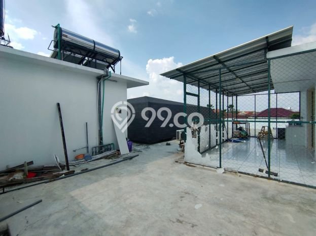 Rumah Nyaman dengan Luas Tanah 842m² dan Luas Bangunan 1000m² di Area Cempaka Putih, Jakarta Pusat Rumah Nyaman dengan Luas Tanah 842m² dan Luas Bangunan 1000m² di Area Cempaka Putih, Jakarta Pusat