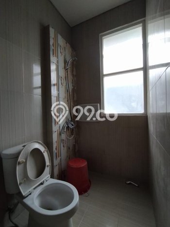 Rumah Terawat di Summarecon Bekasi, Bekasi, Luas Tanah 119m², LB 89m² Rumah Terawat di Summarecon Bekasi, Bekasi, Luas Tanah 119m², LB 89m²