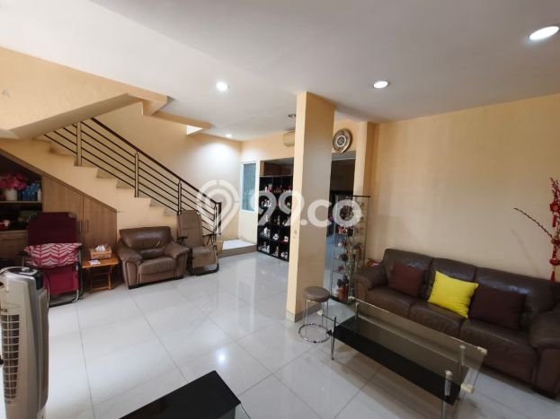 Rumah Luxury Modern Tanpa Renovasi di Summarecon Bekasi Bekasi Rumah Luxury Modern Tanpa Renovasi di Summarecon Bekasi Bekasi