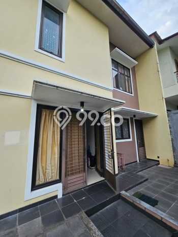 Jual Rumah Mewah Megah Dengan View Cantik di Cibubur, Jakarta Timur Jual Rumah Mewah Megah Dengan View Cantik di Cibubur, Jakarta Timur