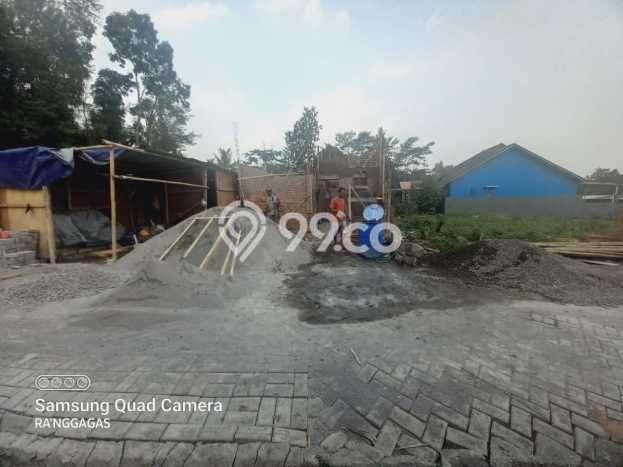 Rumah Modern Cantik 3 KT Bisa Langsung Pindah di Ngaglik Rumah Modern Cantik 3 KT Bisa Langsung Pindah di Ngaglik